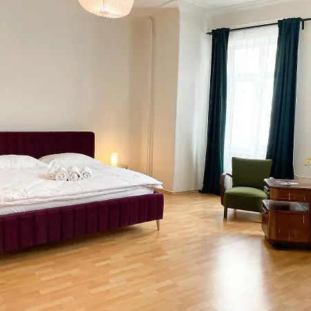 Arch Apartment In Třebíč Esterno foto