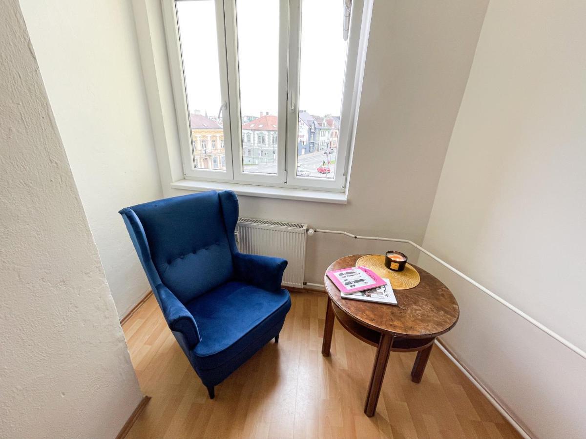 Apartment Arch In *