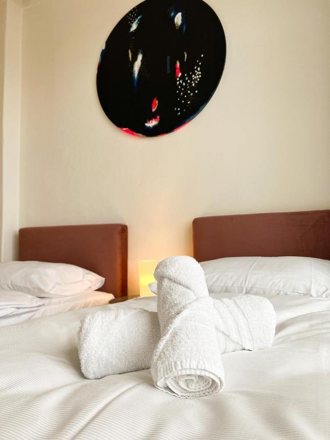 Arch In Apartment *